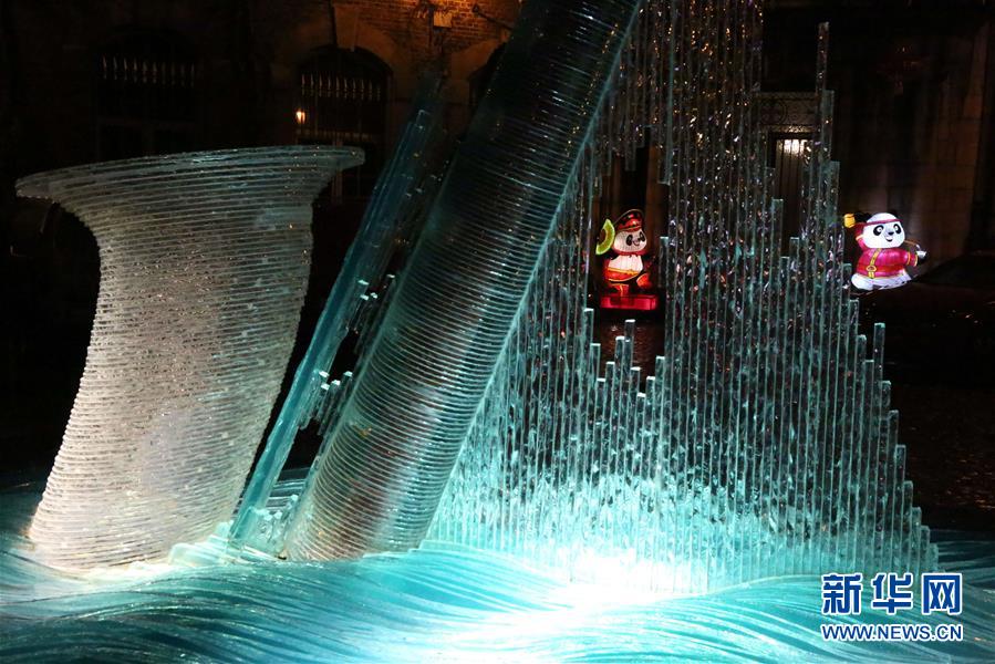 內(nèi)線支柱！濃眉半場10中4拿到12分7板3助 罰球4中4